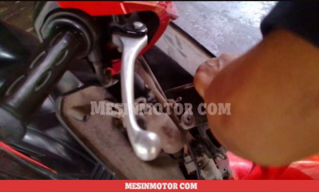 Stang Motor - Custom, Aksesoris, Pegangan dan Jenisnya